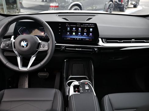 New 2026 BMW X1 xDrive28i w/ Convenience Package image 26