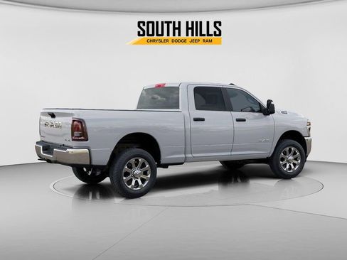 New 2026 RAM 2500 Big Horn AWD/4WD image 4