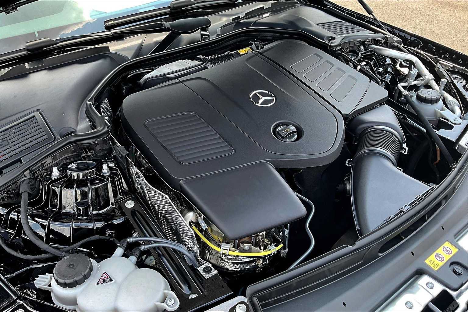 Used 2026 Mercedes-Benz CLE 300 4MATIC Coupe image 17