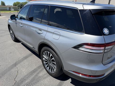 Used 2022 Lincoln Aviator Reserve w/ Equipment Group 201A AWD/4WD image 4