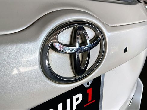 Used 2014 Toyota Highlander XLE image 30