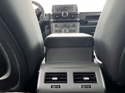 Used 2025 INEOS Grenadier Fieldmaster Edition image 27