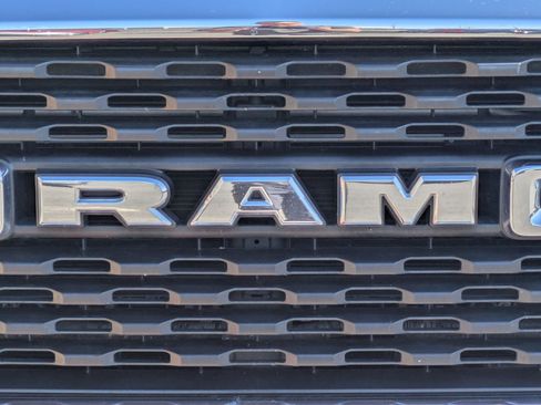 Used 2022 RAM 2500 Big Horn AWD/4WD image 13