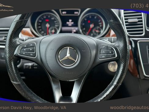 Used 2019 Mercedes-Benz GLS 450 4MATIC image 24