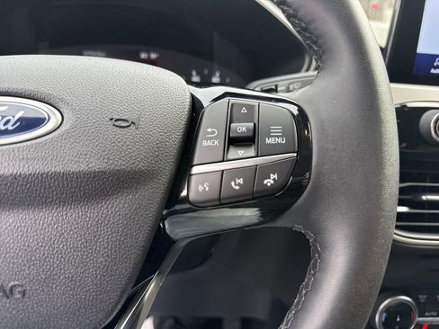 Used 2022 Ford Escape SEL image 20