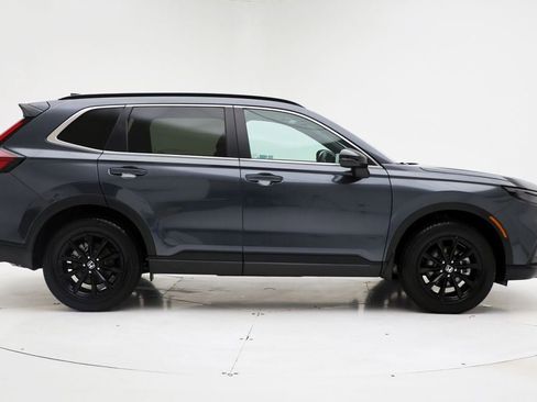 Used 2025 Honda CR-V Sport image 3