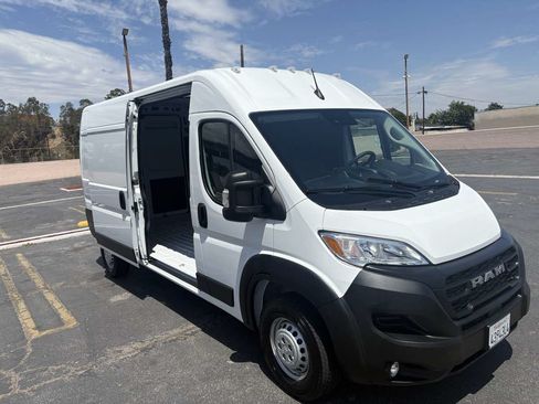 Used 2026 RAM ProMaster 2500 w/ Convenience Group FWD image 43