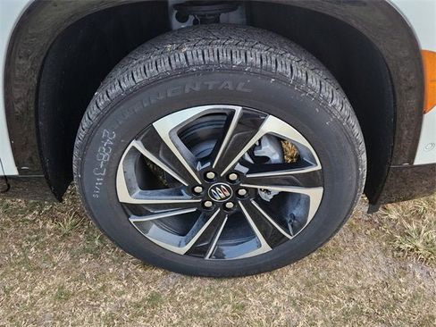 New 2025 Buick Enclave Sport Touring w/ Super Cruise Package image 18