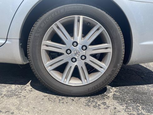 Used 2006 Toyota Avalon Limited FWD image 11