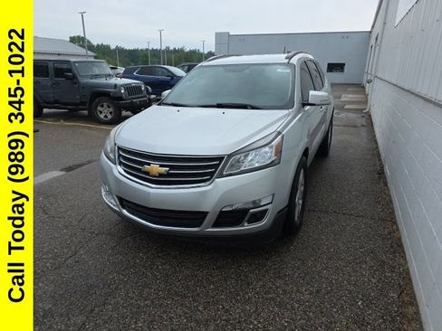 Used 2013 Chevrolet Traverse LT FWD image 3