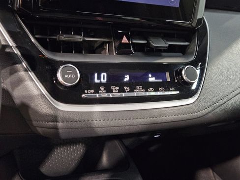 Used 2024 Toyota Corolla SE FWD image 30