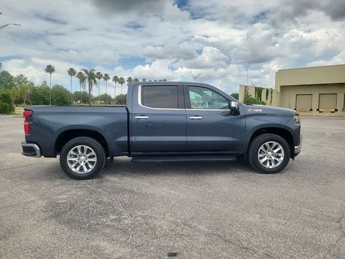 Used 2022 Chevrolet Silverado 1500 LTZ w/ LTZ Premium Package AWD/4WD image 5