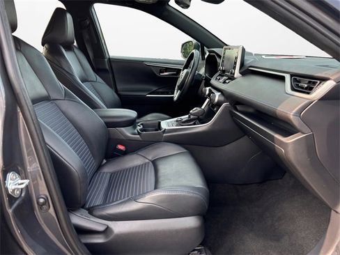 Used 2020 Toyota RAV4 XSE image 15