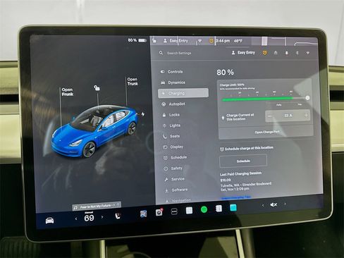 Used 2019 Tesla Model 3 Standard Range image 23