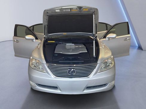 Used 2007 Lexus LS 460 image 9