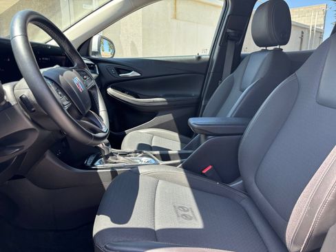 Used 2025 Buick Encore GX Preferred FWD image 25