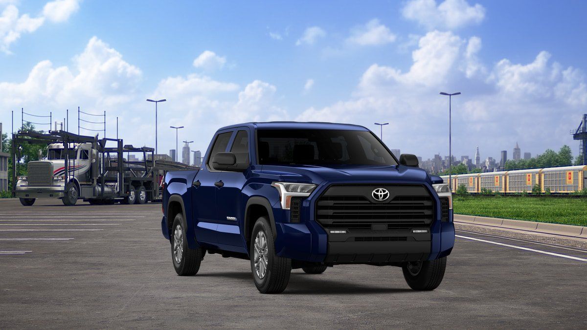 New 2026 Toyota Tundra SR5 w/ TRD Off-Road Premium Package AWD/4WD image 15