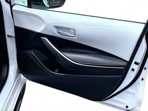 Certified 2025 Toyota Corolla SE w/ Convenience Package FWD image 22