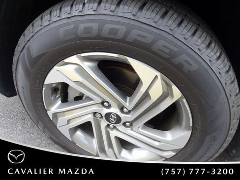 Used 2021 Hyundai Santa Fe SEL w/ Convenience + Premium Package FWD image 9