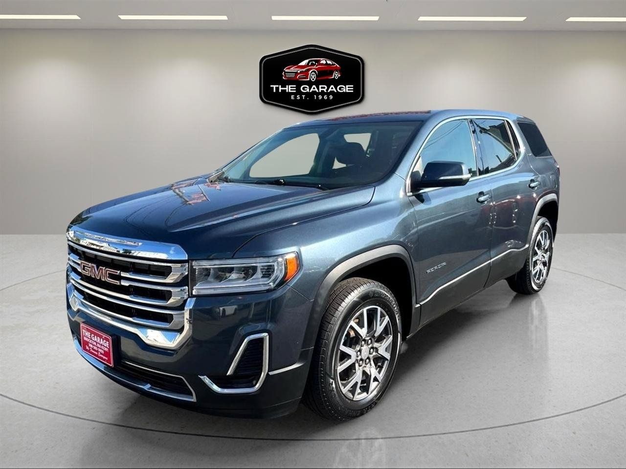 Used 2020 GMC Acadia SLE AWD/4WD image 3