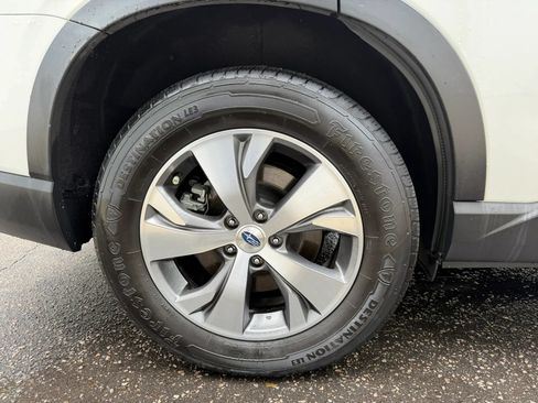 Used 2022 Subaru Ascent Premium AWD/4WD image 35