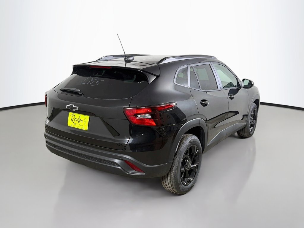 New 2026 Chevrolet Trax LT w/ Driver Confidence Package FWD image 5