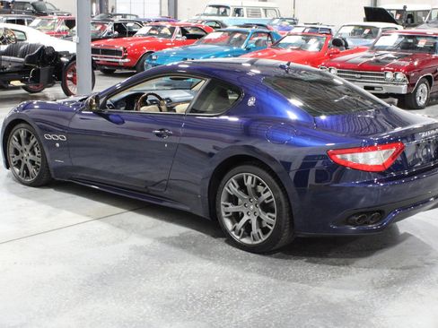 Used 2012 Maserati GranTurismo S RWD image 32
