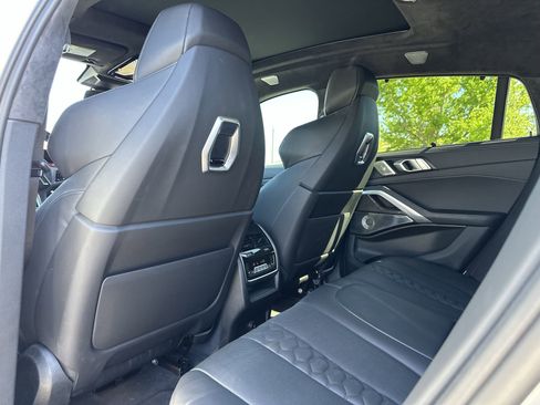 Used 2025 BMW X6 M Competition w/ Executive Package image 19
