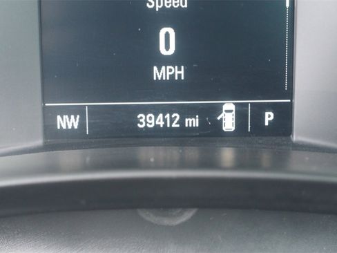 Used 2019 Chevrolet Equinox LS image 13