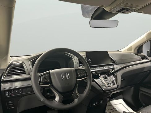 Used 2026 Honda Odyssey Elite image 14