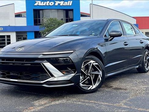 New 2026 Hyundai Sonata SEL image 2