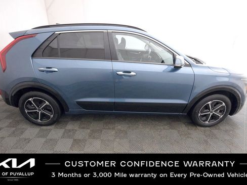 Certified 2024 Kia Niro SX image 4