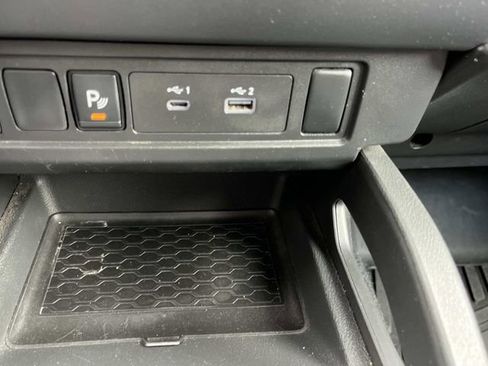 Used 2024 Nissan Frontier S w/ Technology Package image 32