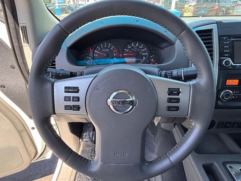Used 2018 Nissan Frontier SV w/ Value Truck Package RWD image 23