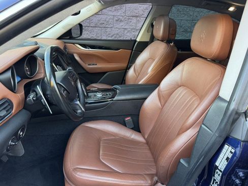 Used 2019 Maserati Levante S image 7