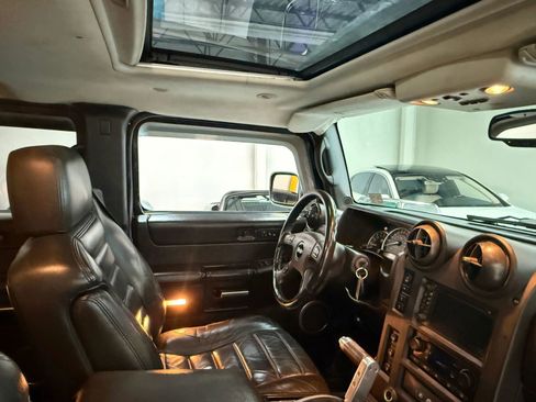 Used 2007 HUMMER H2 SUT Sport Utility Pickup 4D image 21