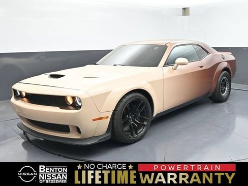 Used 2021 Dodge Challenger R/T Scat Pack RWD image 1