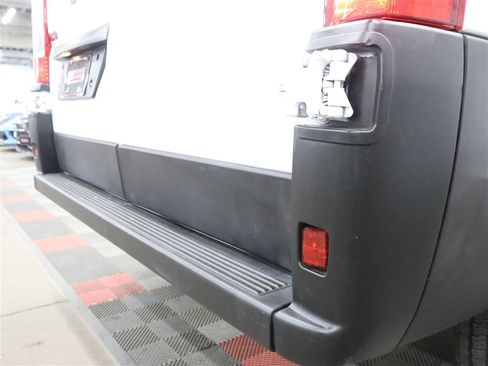 Used 2023 RAM ProMaster 2500 FWD image 10