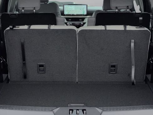 New 2026 Ford Explorer Active w/ Active Comfort Package image 11