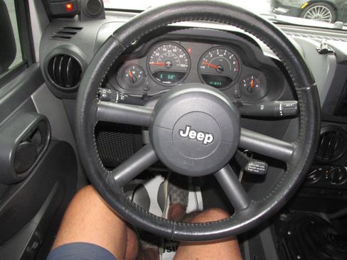 Used 2007 Jeep Wrangler X AWD/4WD image 48