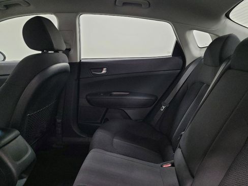 Used 2019 Kia Optima LX FWD image 18