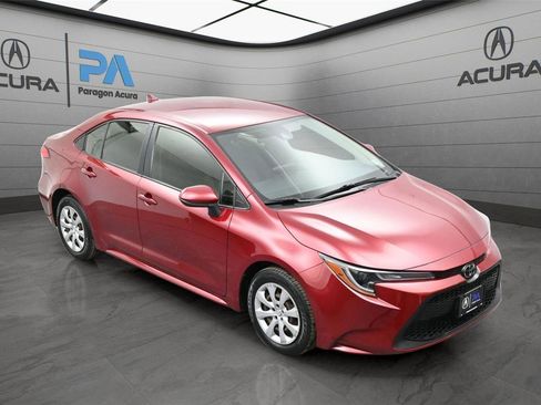 Used 2022 Toyota Corolla LE image 30