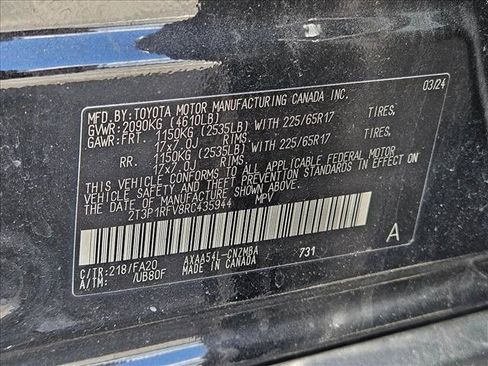 Used 2024 Toyota RAV4 XLE AWD/4WD image 15