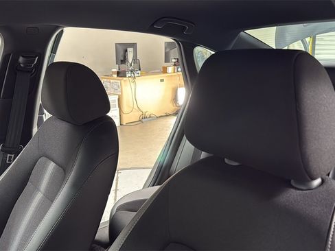 Used 2025 Honda Civic Sport image 13