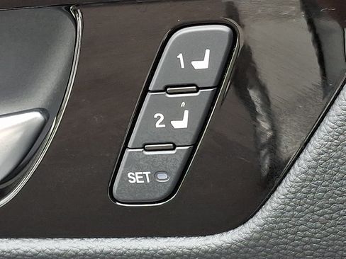 Used 2024 Honda CR-V EX-L image 29