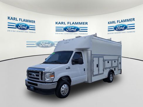 Certified 2025 Ford E-450 and Econoline 450 Super Duty w/ Power Equipment Group RWD image 8