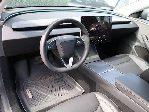 Used 2025 Tesla Model 3 Long Range RWD image 16