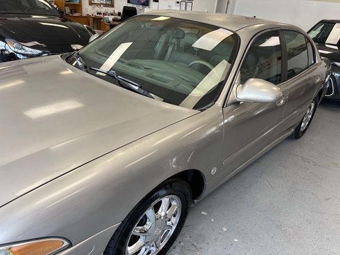 Used 2003 Buick Le Sabre Limited w/ Celebration Edition Package FWD image 4