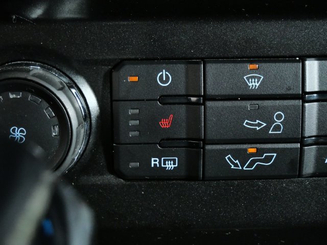 Used 2018 Ford F150 XLT w/ Equipment Group 302A Luxury AWD/4WD image 21