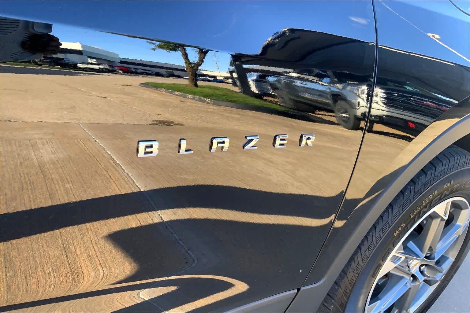 Used 2024 Chevrolet Blazer LT w/ Convenience Package FWD image 10